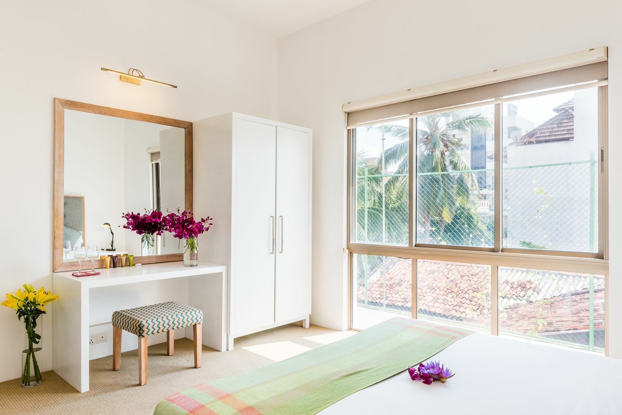 W15 Colombo Hotel Bagian luar foto