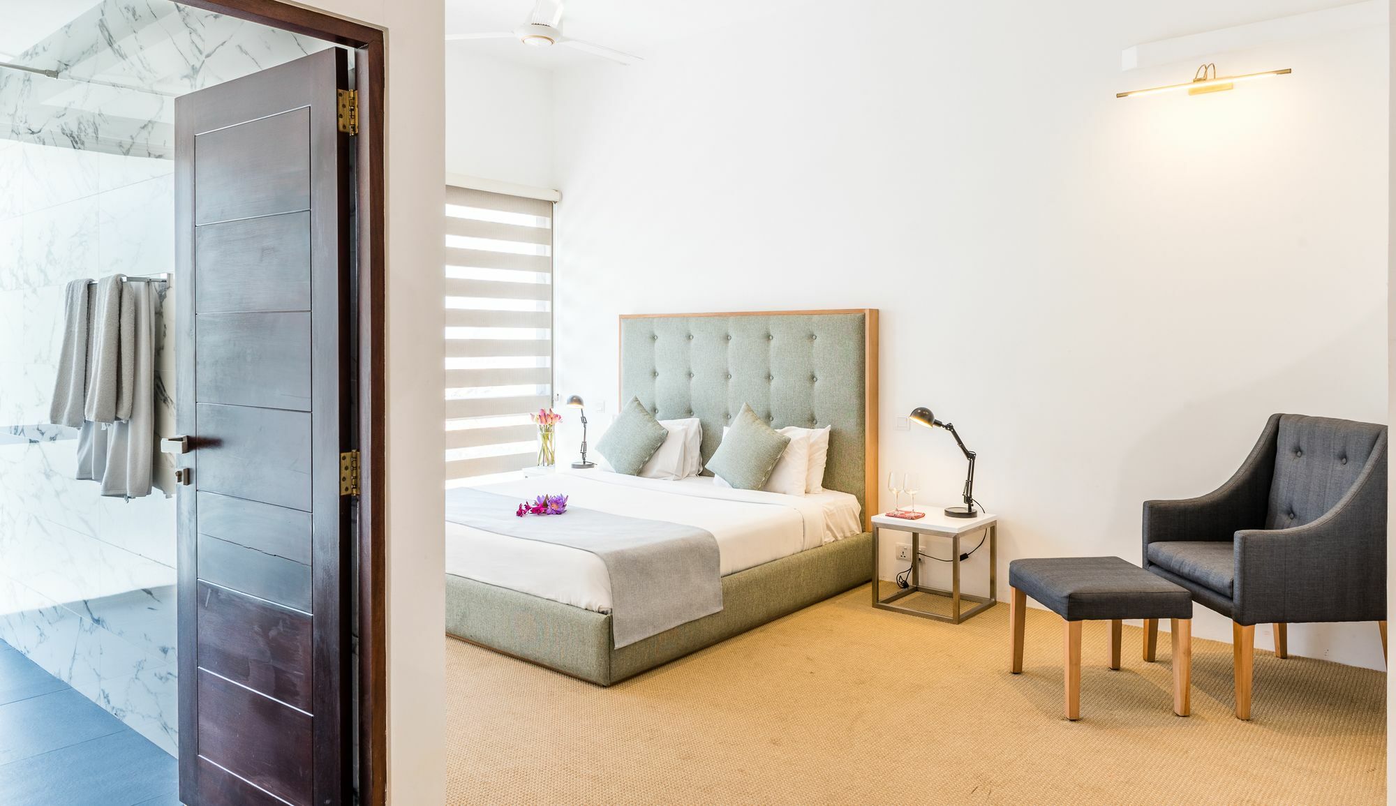 W15 Colombo Hotel Bagian luar foto